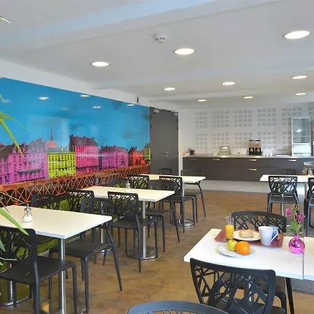 Best Hotel Nantes 2*