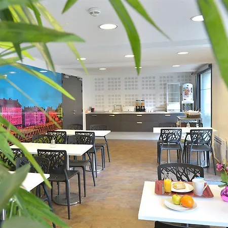 Best Hotel Nantes ホテル